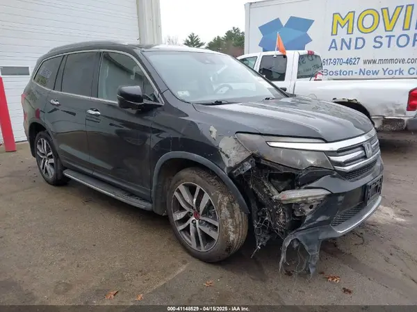 5FNYF6H98HB004169 2017 HONDA PILOT - Image 1