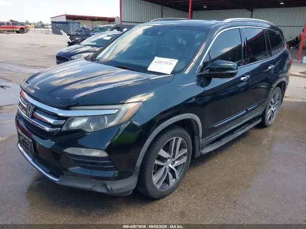 5FNYF6H98HB009808 2017 HONDA PILOT - Image 2