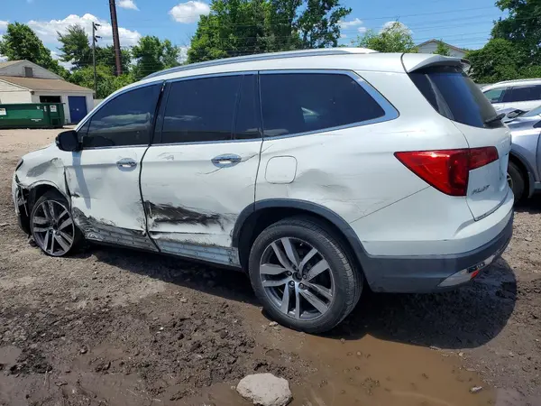 5FNYF6H98HB010733 2017 HONDA PILOT - Image 2