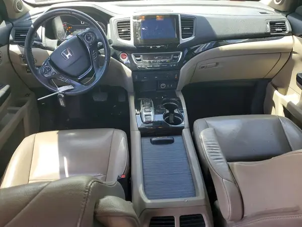 5FNYF6H98HB010733 2017 HONDA PILOT - Image 8