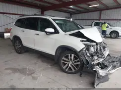 5FNYF6H98HB014555 2017 HONDA PILOT