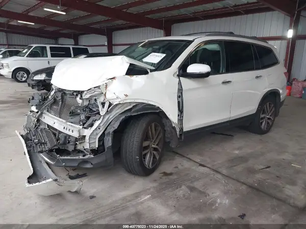 5FNYF6H98HB014555 2017 HONDA PILOT - Image 2