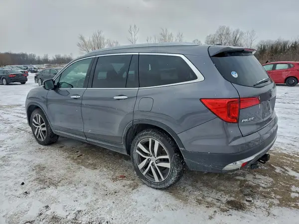 5FNYF6H98HB021070 2017 HONDA PILOT - Image 2