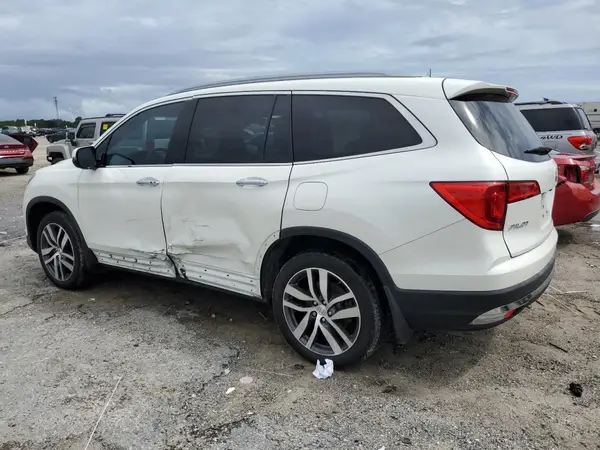 5FNYF6H98HB034000 2017 HONDA PILOT - Image 2