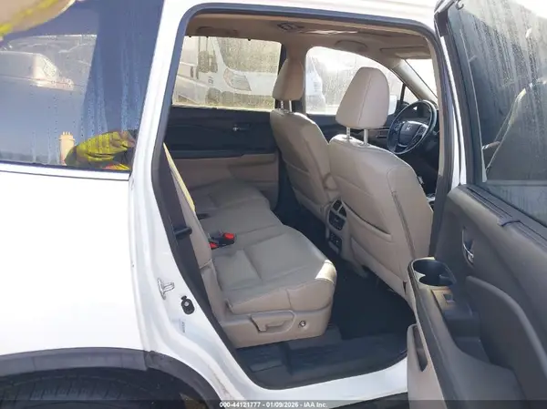 5FNYF6H98HB035079 2017 HONDA PILOT - Image 8