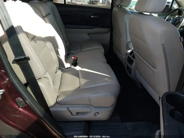 5FNYF6H98HB054456 2017 HONDA PILOT - Image 8