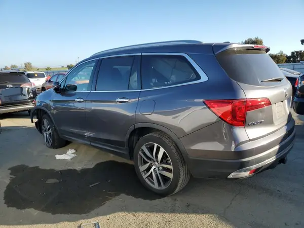 5FNYF6H98HB095119 2017 HONDA PILOT - Image 2