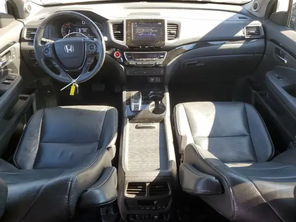 5FNYF6H98HB097288 2017 HONDA PILOT - Image 8