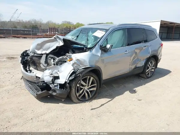 5FNYF6H98HB100335 2017 HONDA PILOT - Image 2