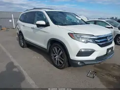 5FNYF6H98JB000483 2018 HONDA PILOT
