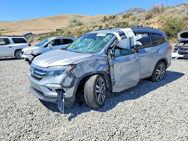5FNYF6H98JB021205 2018 HONDA PILOT - Image 1