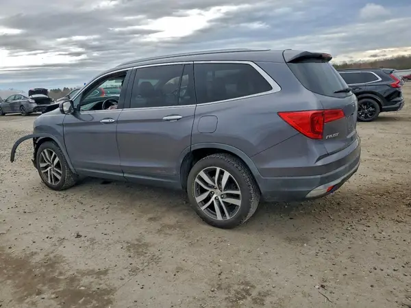 5FNYF6H98JB029272 2018 HONDA PILOT - Image 2
