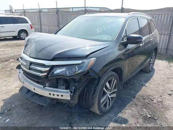 5FNYF6H98JB505004 2018 HONDA PILOT - Image 2