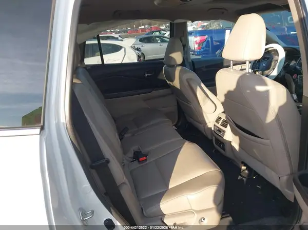 5FNYF6H98KB000839 2019 HONDA PILOT - Image 8