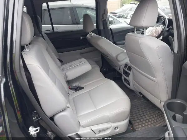 5FNYF6H99GB003935 2016 HONDA PILOT - Image 8