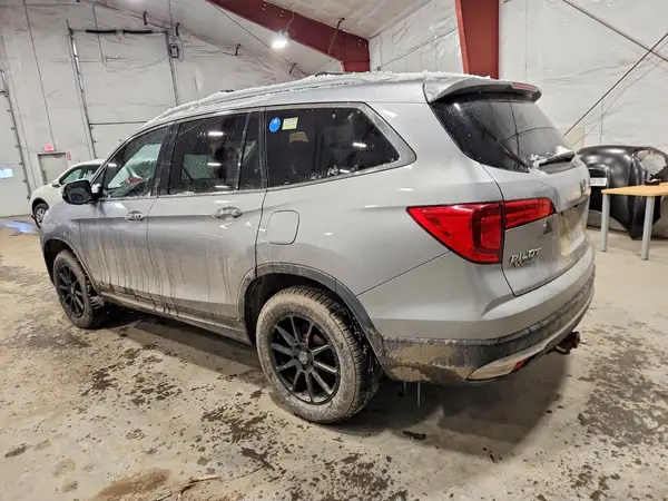 5FNYF6H99GB021822 2016 HONDA PILOT - Image 2