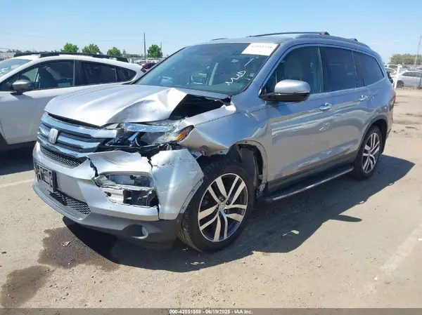 5FNYF6H99HB000969 2017 HONDA PILOT - Image 2