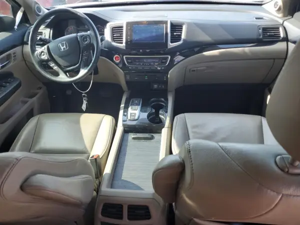 5FNYF6H99HB004116 2017 HONDA PILOT - Image 8