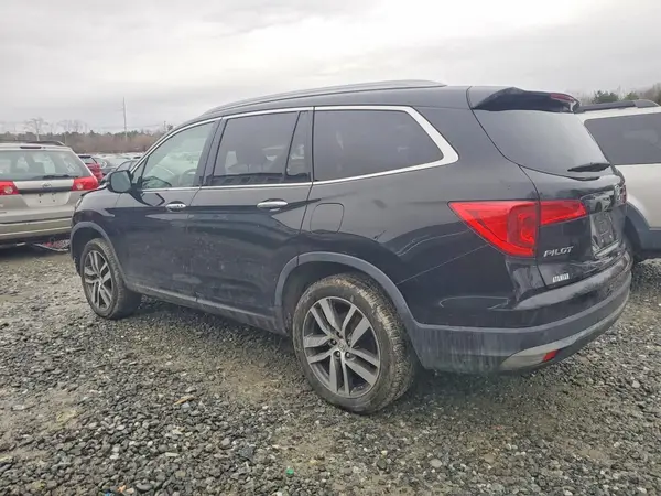 5FNYF6H99HB011051 2017 HONDA PILOT - Image 2