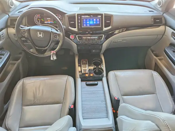 5FNYF6H99HB018498 2017 HONDA PILOT - Image 8
