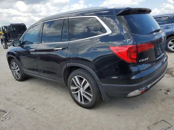 5FNYF6H99HB018503 2017 HONDA PILOT - Image 2