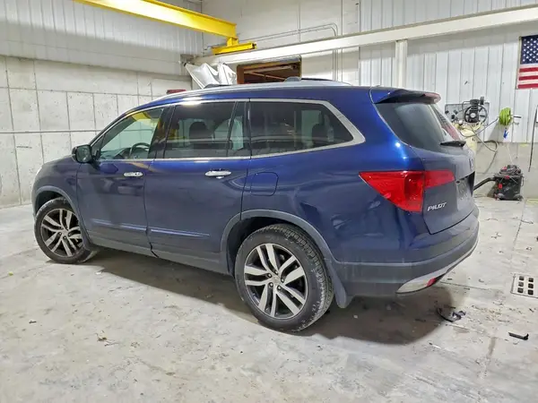 5FNYF6H99HB022745 2017 HONDA PILOT - Image 2
