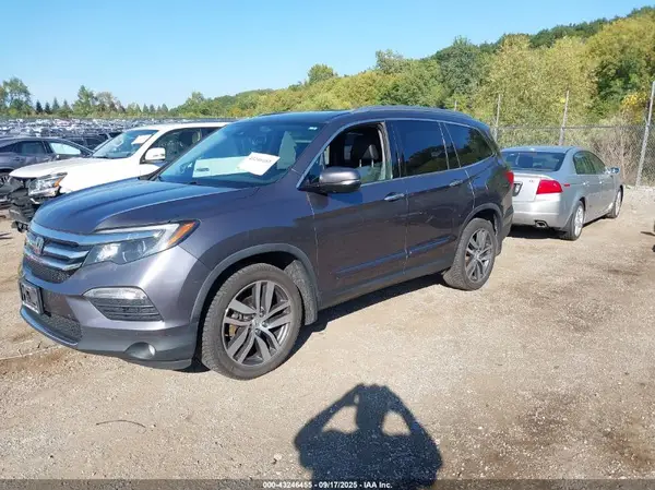 5FNYF6H99HB038055 2017 HONDA PILOT - Image 2