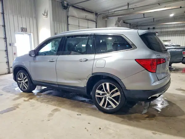 5FNYF6H99HB065174 2017 HONDA PILOT - Image 2