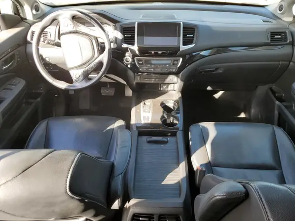 5FNYF6H99HB088373 2017 HONDA PILOT - Image 8