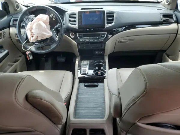 5FNYF6H99HB090155 2017 HONDA PILOT - Image 8