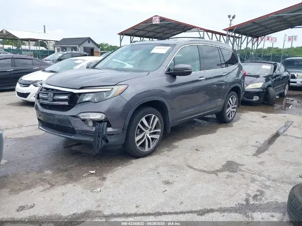 5FNYF6H99JB004736 2018 HONDA PILOT - Image 2