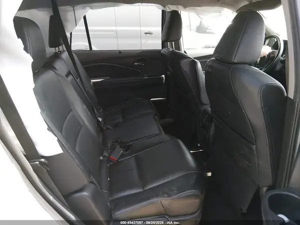 5FNYF6H99JB012027 2018 HONDA PILOT - Image 8