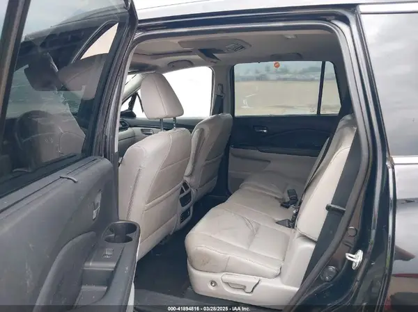 5FNYF6H99JB029247 2018 HONDA PILOT - Image 8