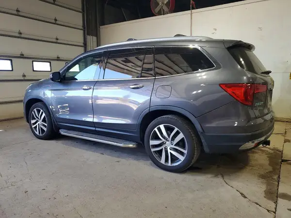 5FNYF6H99JB065696 2018 HONDA PILOT - Image 2