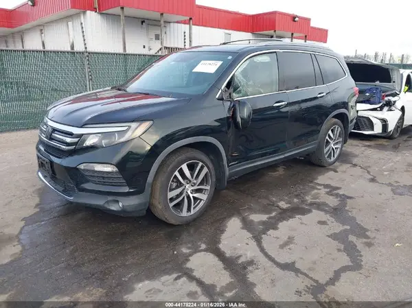 5FNYF6H99JB066640 2018 HONDA PILOT - Image 2