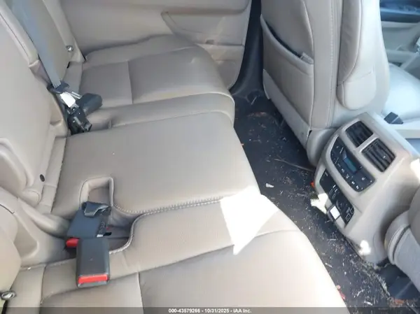 5FNYF6H99KB083911 2019 HONDA PILOT - Image 8