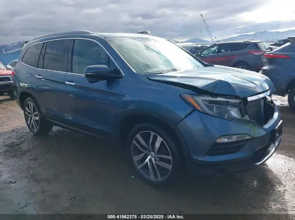 5FNYF6H9XHB000933 2017 HONDA PILOT - Image 1