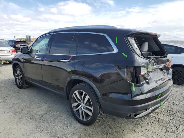 5FNYF6H9XHB000981 2017 HONDA PILOT - Image 2