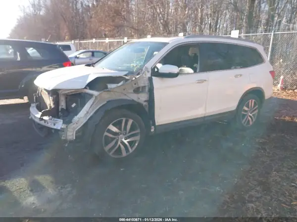 5FNYF6H9XHB010989 2017 HONDA PILOT - Image 2