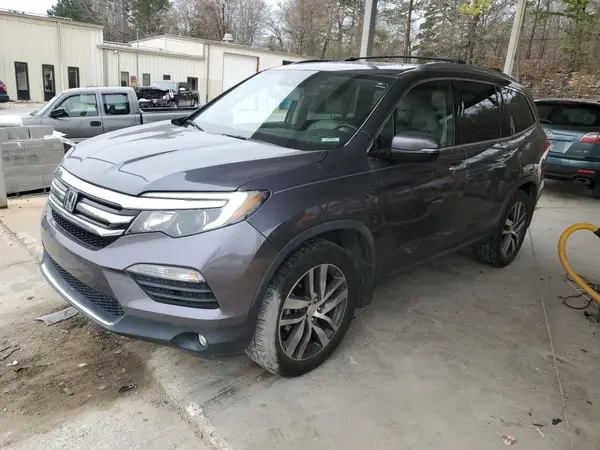 5FNYF6H9XHB016503 2017 HONDA PILOT - Image 1