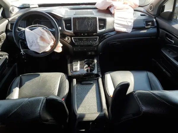 5FNYF6H9XHB021104 2017 HONDA PILOT - Image 8