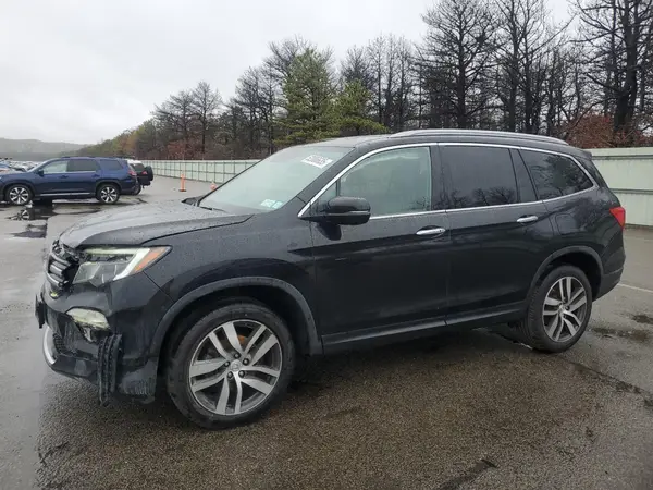 5FNYF6H9XHB065216 2017 HONDA PILOT - Image 1