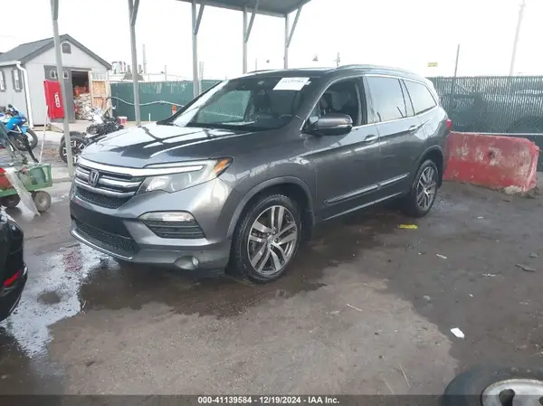 5FNYF6H9XHB073624 2017 HONDA PILOT - Image 2