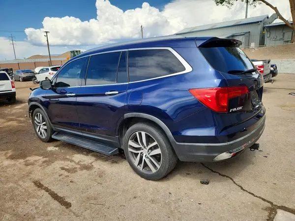 5FNYF6H9XHB079021 2017 HONDA PILOT - Image 2