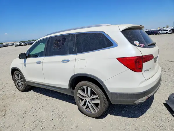5FNYF6H9XHB083117 2017 HONDA PILOT - Image 2