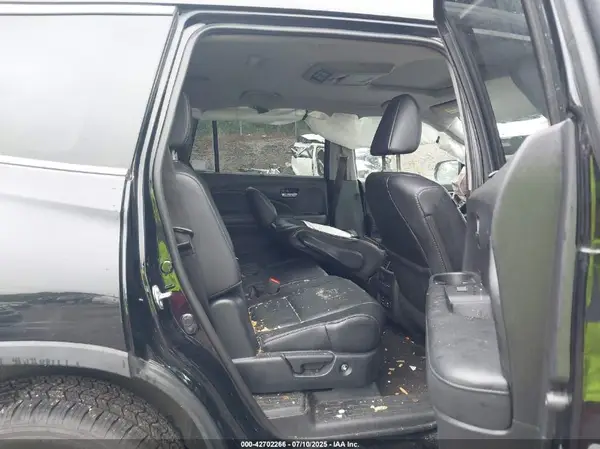 5FNYF6H9XHB090777 2017 HONDA PILOT - Image 8