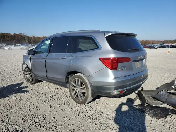 5FNYF6H9XHB096515 2017 HONDA PILOT - Image 2