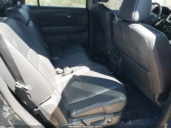 5FNYF6H9XHB105374 2017 HONDA PILOT - Image 8
