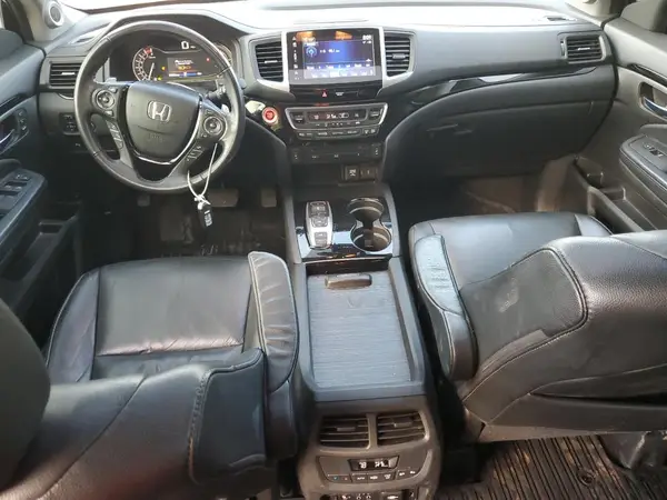 5FNYF6H9XJB011517 2018 HONDA PILOT - Image 8