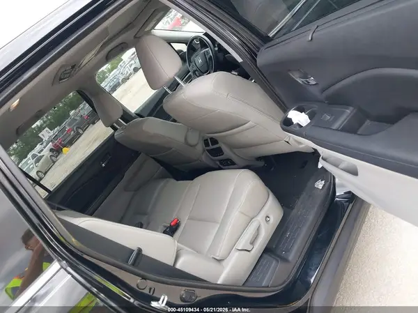 5FNYF6H9XJB029256 2018 HONDA PILOT - Image 8